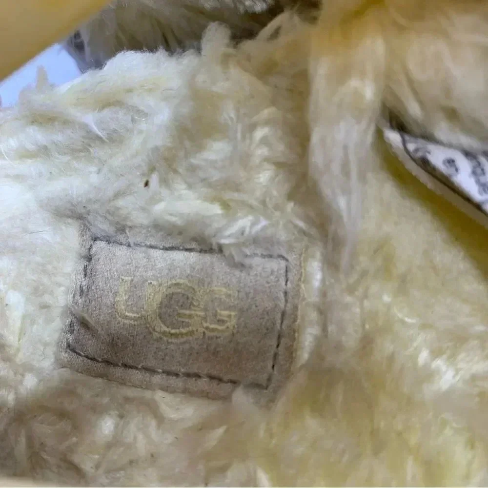 UGG Fluff Sugar Platform Yellow